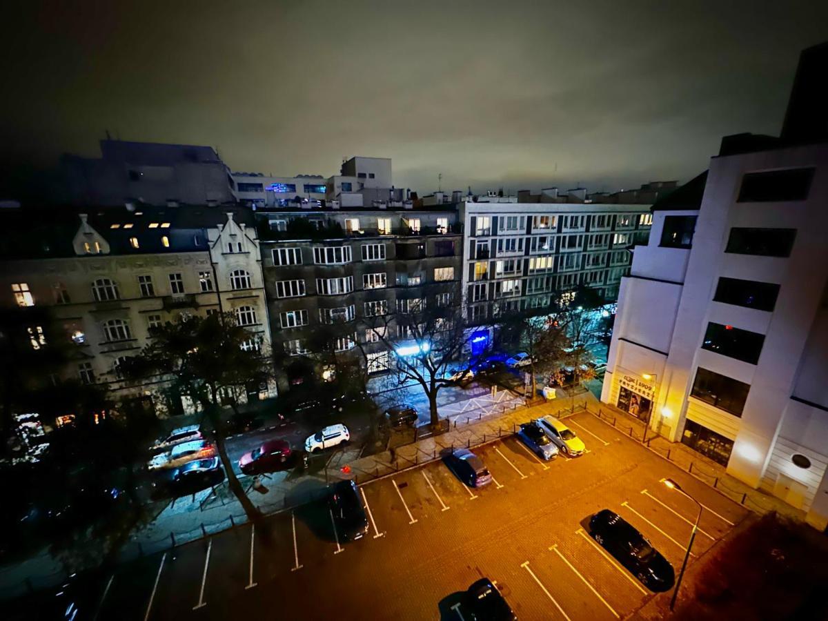Decor 3 Metro Fast Wifi 1Gbs 80'Tv Hbo Disney Appletv Warschau Exterior foto