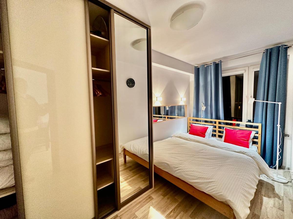 Decor 3 Metro Fast Wifi 1Gbs 80'Tv Hbo Disney Appletv Warschau Exterior foto